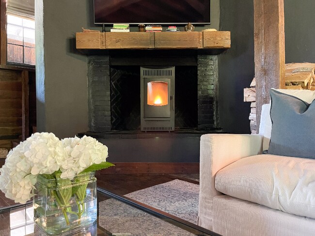 Photo - 5237 Meadows Mill Rd