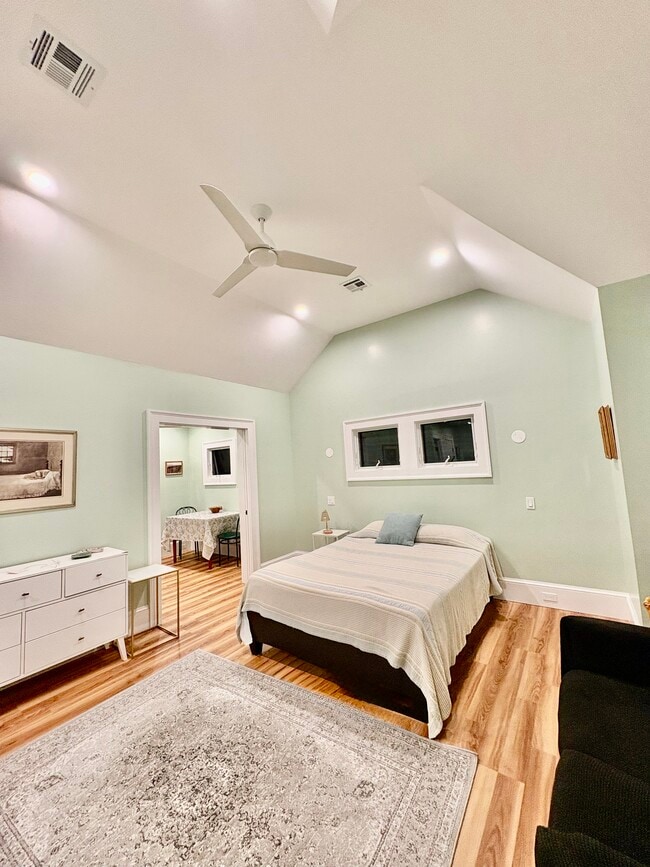Photo - 1432 N Country Rd Unidad Studio Apartment