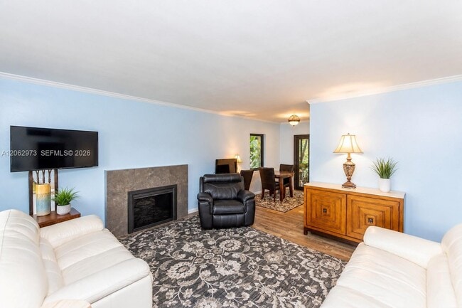 Photo - 633 Mokena Dr