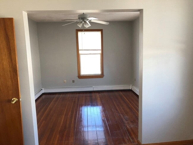 Photo - 47 Elmwood St Unit 2