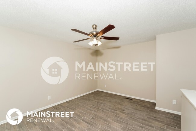 Photo - 6594 Davison Rd