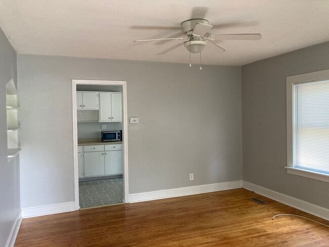 Photo - 504 Henry St