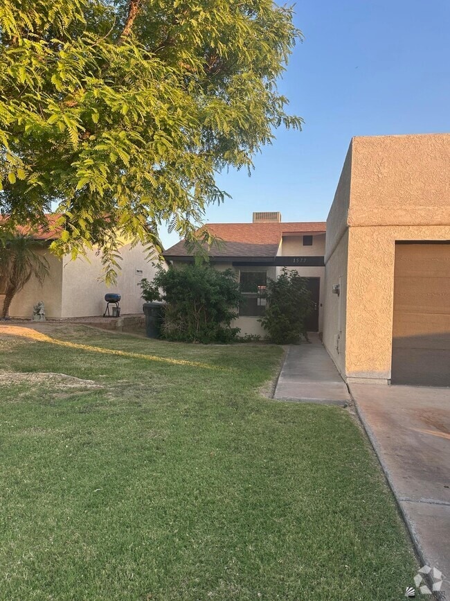 Building Photo - 1577 W Las Lomas St Rental