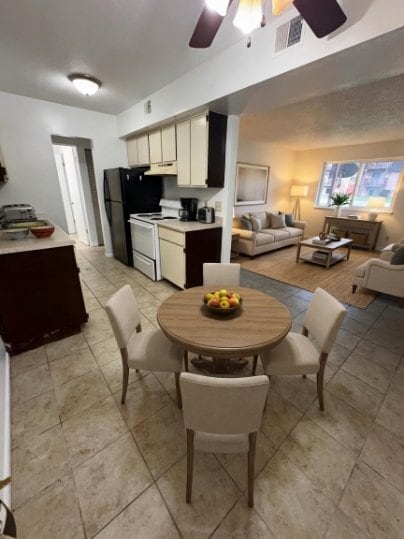 Building Photo - 1306 W Michigan Ave