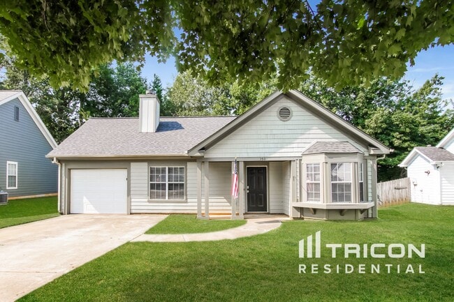 Photo - 356 Cedarcroft Dr House