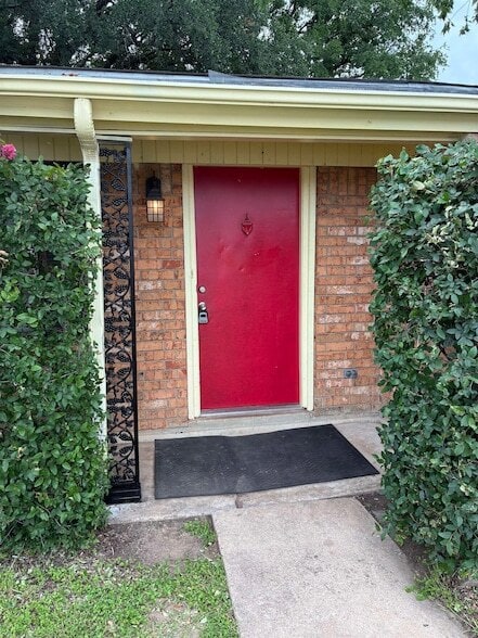 Photo - 1112 Northwood Dr
