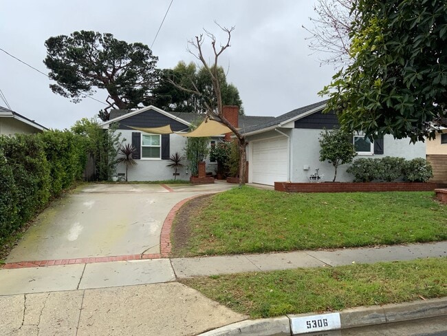 Photo - Spacious 3BD Home with Large Backyard, Quartz Counters & 2-Car Garage