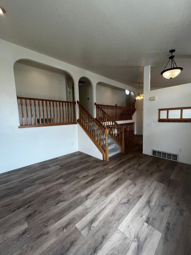 Photo - 516 W 300 S St