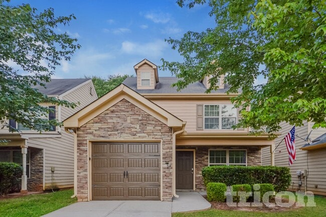 Building Photo - 1024 Weatherwood Pl NE