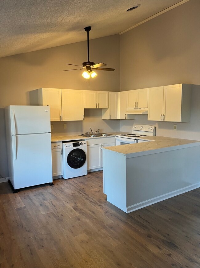 Photo - 711 Church St Unidad A