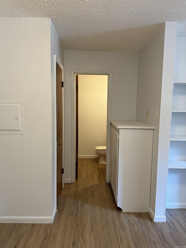 Photo - 1600 N Lane St