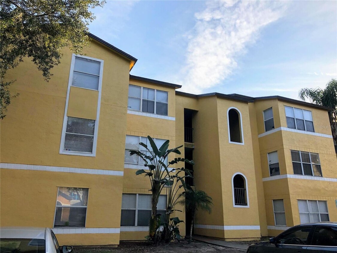 Venetian Place Condominium - Venetian Place Condominium