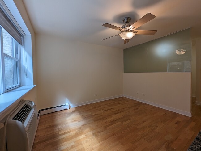 Photo - 618 W Wrightwood Ave Unit 625-202