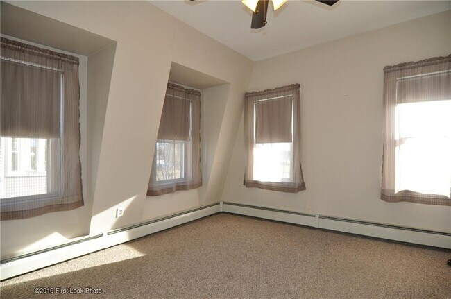 Photo - 324 Fort St Unidad 2nd Floor