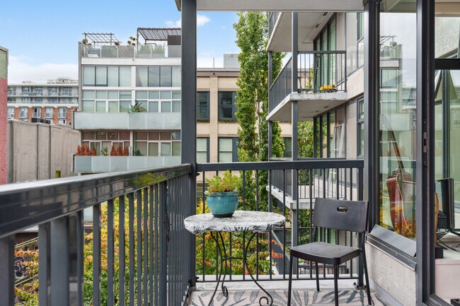 Photo - 64 W Cordova St Unit ID1318717P