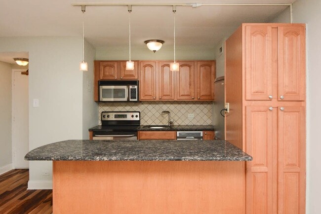 Photo - 450 W Wellington Ave Unidad H5