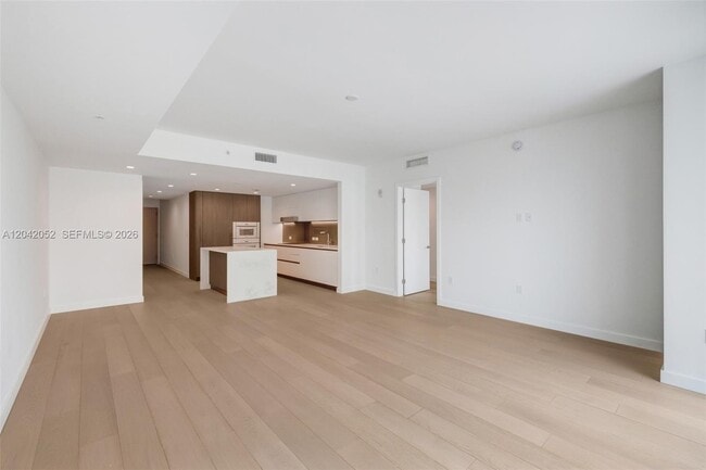 Photo - 9221 E Bay Harbor Dr Unit 210