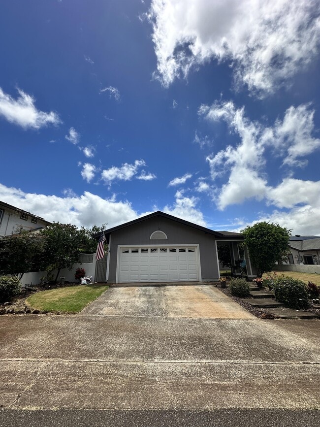 Building Photo - 94-1032-1032 Ahahui Pl