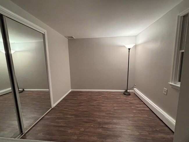 Photo - 16 Imperial Dr Unit Apartment For Rent