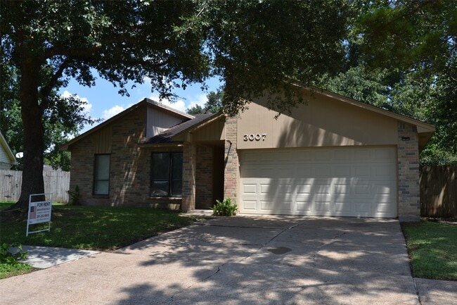 Photo - 3007 Windemere Dr Casa