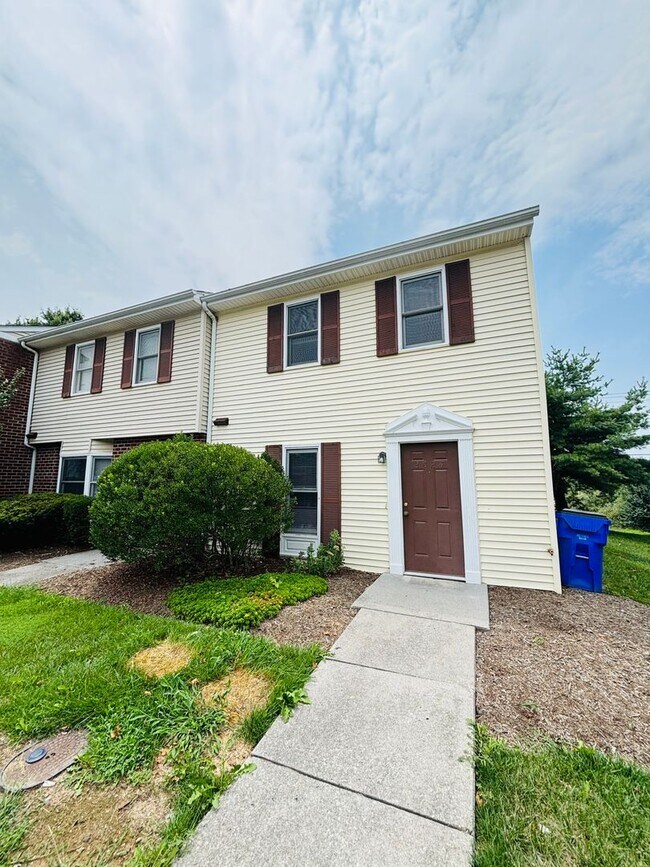*Rate Drop - Available for an Immediate Mo... - *Rate Drop - Available for an Immediate Mo... House