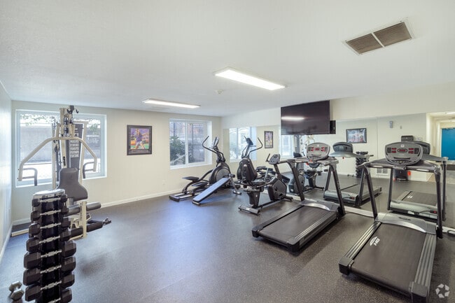 Willows Court Apartments - Fitness Center