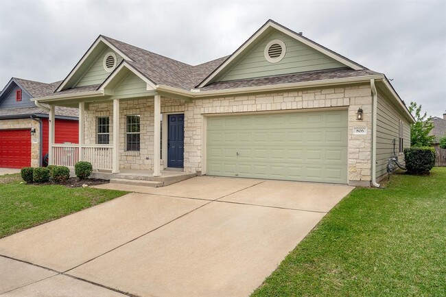 Photo - 806 Bedford Ct House