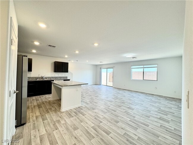 Photo - 6002 Swift Lariat St