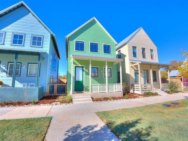 Photo - 1078 Hangar Dr