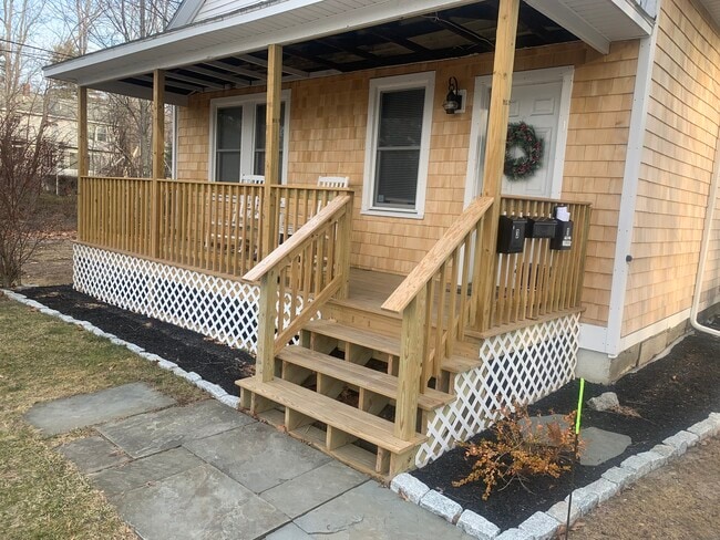 Building Photo - 44 Roebuck Ave Unit Apt 2