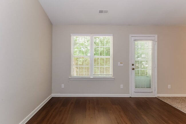9303 Winston Hall Ct