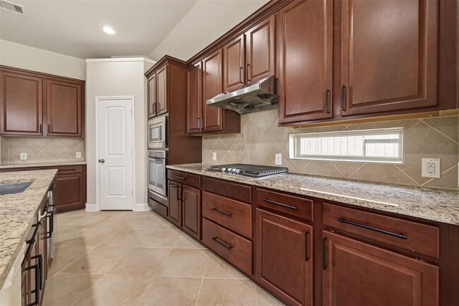 Photo - 107 Angel Hollow Ln