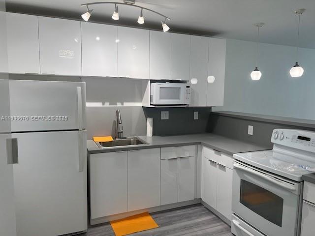 Photo - 1600 NE 114th St Unit 201