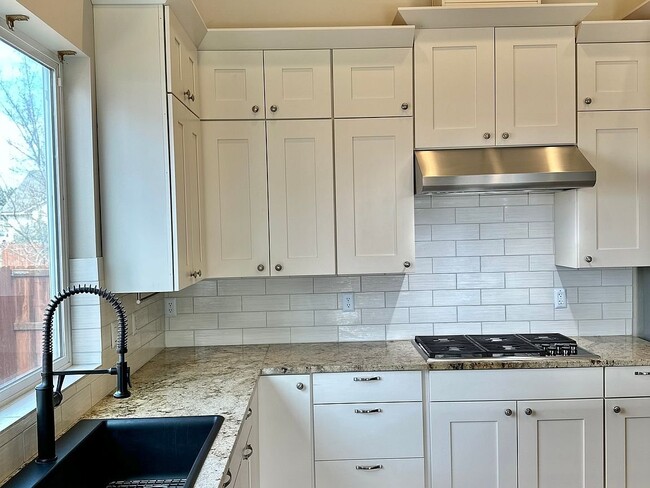 Photo - 602 Ridgeview Ln