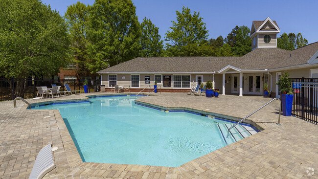 Building Photo - Signature at Sugarloaf Rental