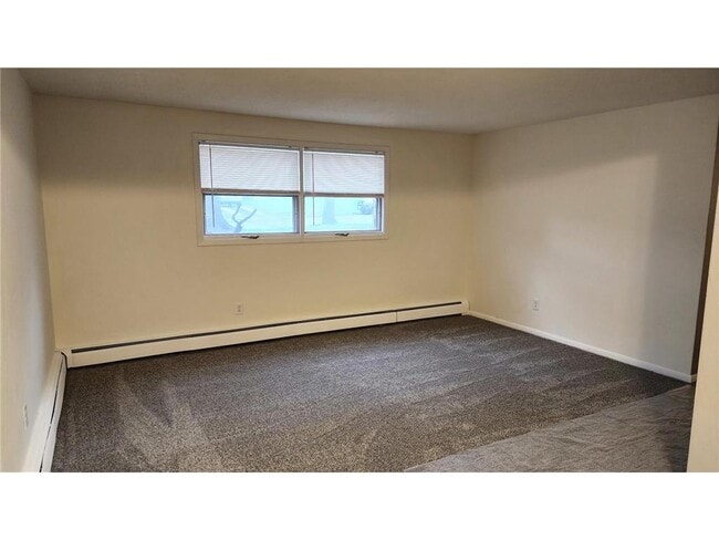 Photo - 1738 Hawthorne Ave E