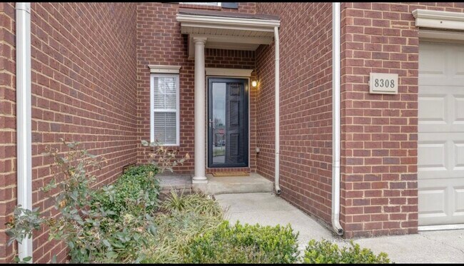 8308 Oak Knoll Dr
