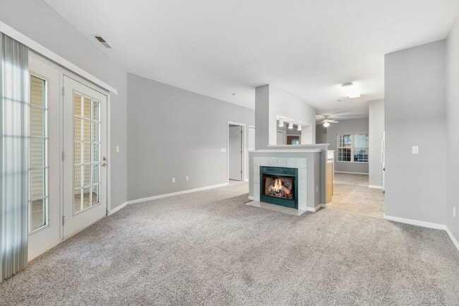 Lake Pointe Apartment Homes