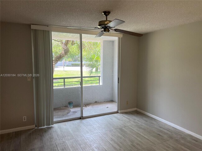 Photo - 951 Lyons Rd Unit 6104