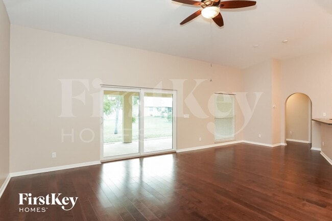 Photo - 18521 Olive Rd