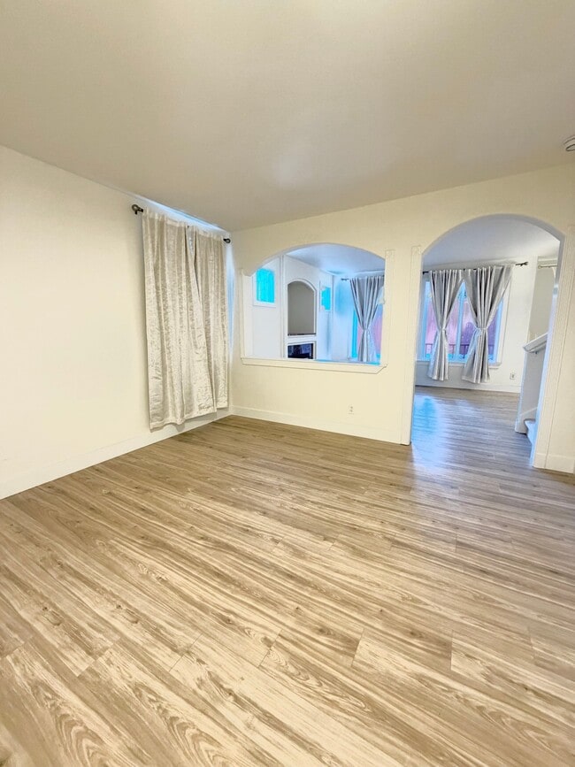Photo - 17850 110th Pl SE