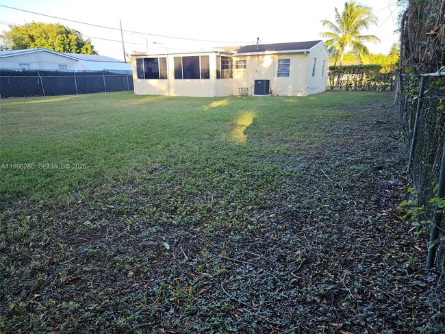 Photo - 1000 NE 13th Ave