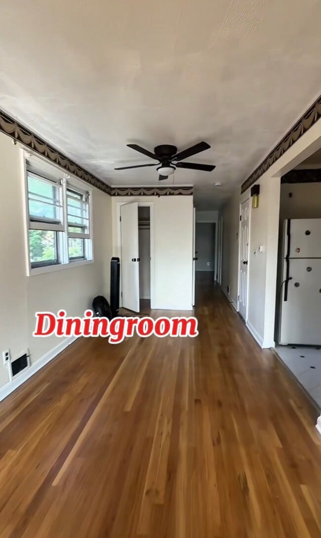 Photo - 144 Telford St