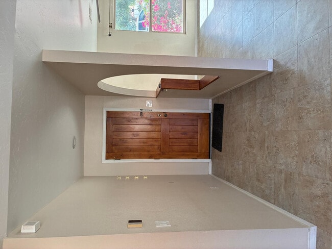 Photo - 5580 W Kesler St