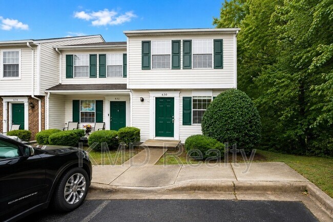 Building Photo - 630 Lex Dr