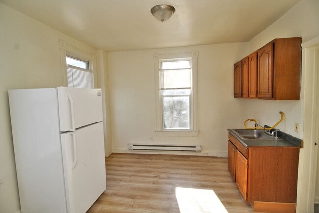 Building Photo - 6901-6903 Belair Rd Unit 6903-2N