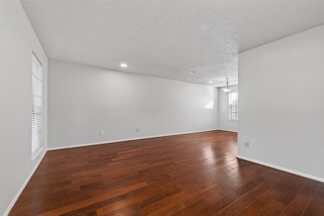 Photo - 21215 Park Bluff Dr