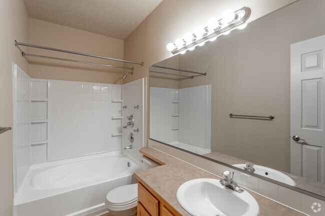 2HAB, 2BA - 1,330 ft²