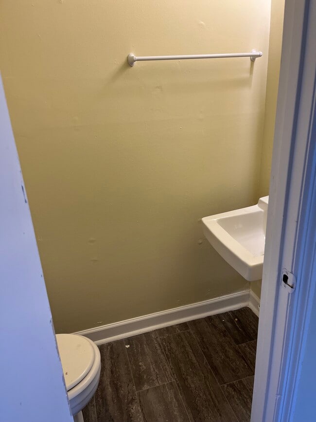 Photo - 3617 Willow Creek Ct