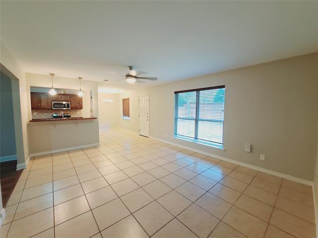 Photo - 1120 Ridgeway Cir